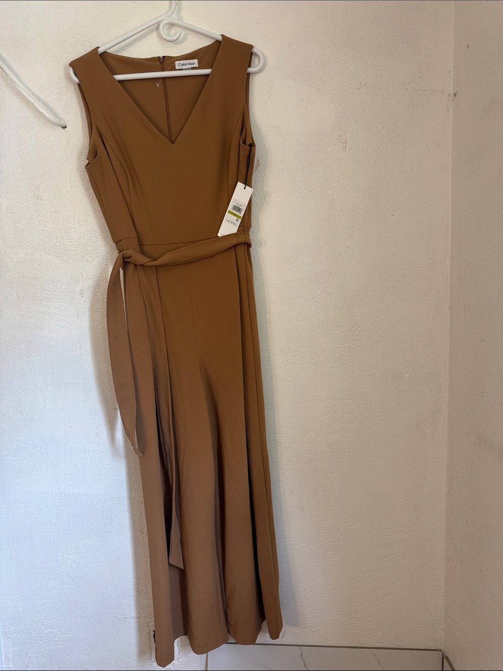 Calvin Klein Sleeveless V-Neck Maxi JUMPSUIT in Camel Brown - Picture 8 of 16